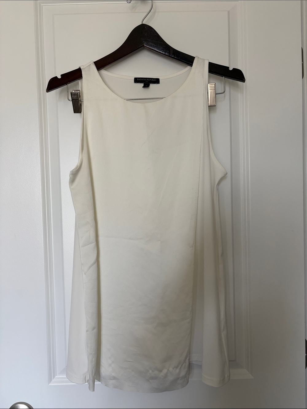 Banana Republic Cream A-Line Sleeveless Top